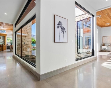 524 E E Miraleste Court Court - Photo Thumbnail 21