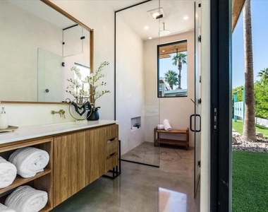 524 E E Miraleste Court Court - Photo Thumbnail 41