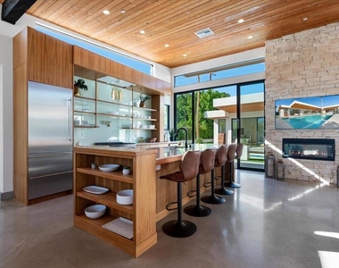 524 E E Miraleste Court Court - Photo Thumbnail 12