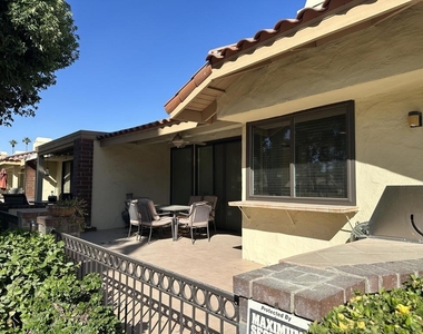 261 Santa Barbara Circle - Photo Thumbnail 2