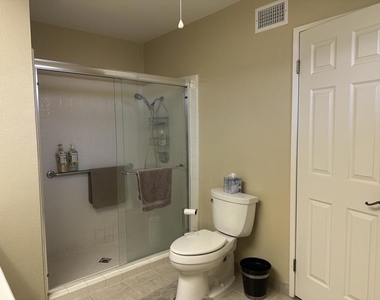 261 Santa Barbara Circle - Photo Thumbnail 14