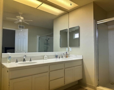 261 Santa Barbara Circle - Photo Thumbnail 13