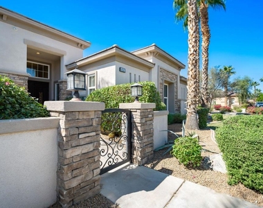 49143 Gila River Street - Photo Thumbnail 11