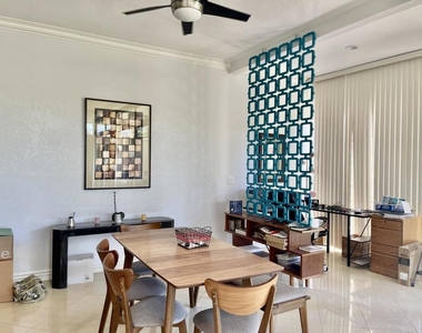 715 Sandpiper Street - Photo Thumbnail 4