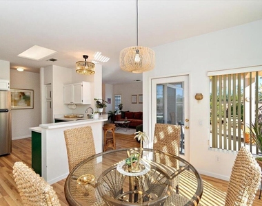 78995 Champagne Lane - Photo Thumbnail 8