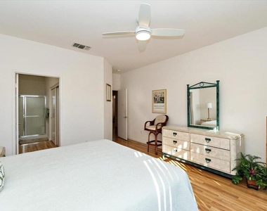 78995 Champagne Lane - Photo Thumbnail 16