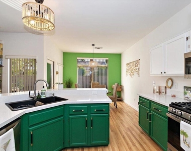 78995 Champagne Lane - Photo Thumbnail 13