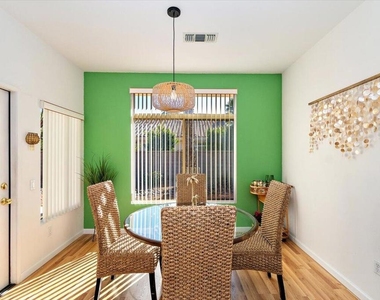 78995 Champagne Lane - Photo Thumbnail 9