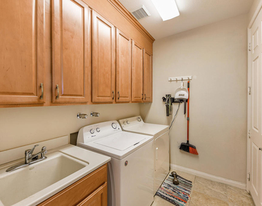 80538 Avenida Camarillo - Photo Thumbnail 10