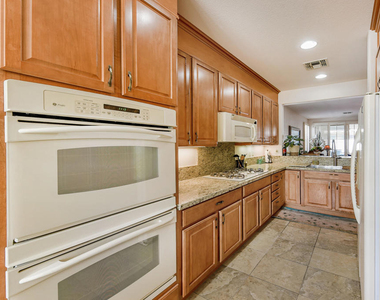 80538 Avenida Camarillo - Photo Thumbnail 8