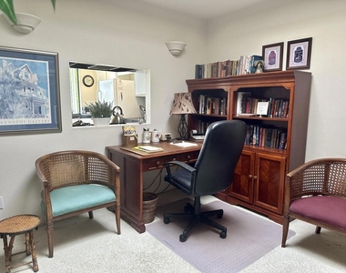 242 Serena Drive - Photo Thumbnail 4