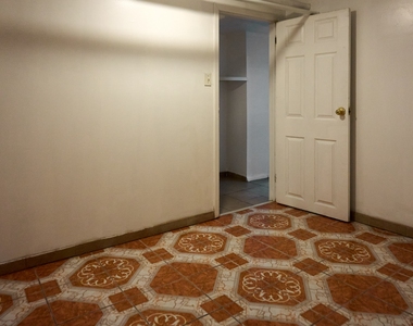 34-7 75th Street - Photo Thumbnail 8