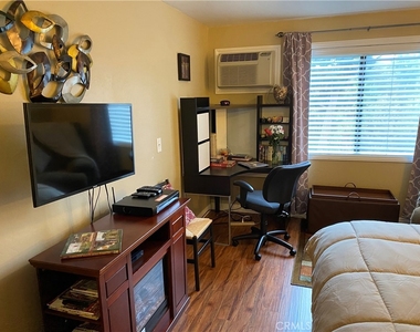 46011 Sandia Creek - Photo Thumbnail 2
