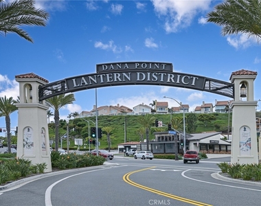 34051 Violet Lantern - Photo Thumbnail 36
