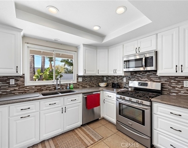 710 Avenida Columbo - Photo Thumbnail 4