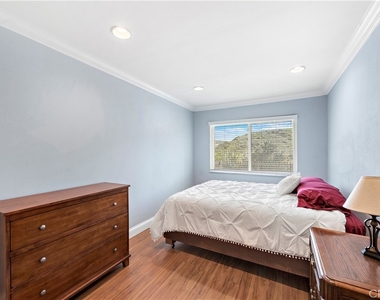 710 Avenida Columbo - Photo Thumbnail 11