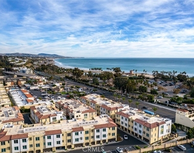 3319 Doheny Way - Photo Thumbnail 1