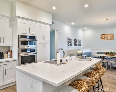3319 Doheny Way - Photo Thumbnail 15