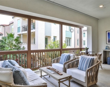 3319 Doheny Way - Photo Thumbnail 24