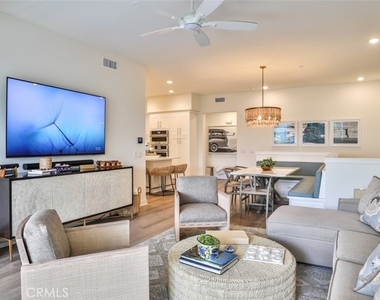 3319 Doheny Way - Photo Thumbnail 20