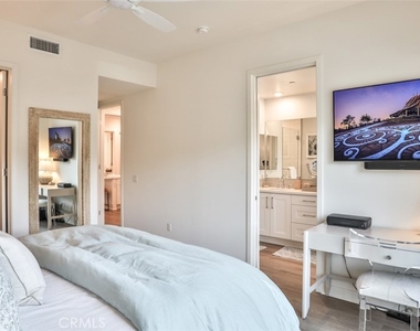 3319 Doheny Way - Photo Thumbnail 31