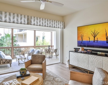 3319 Doheny Way - Photo Thumbnail 22