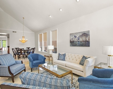 28602 Silverton Dr - Photo Thumbnail 6