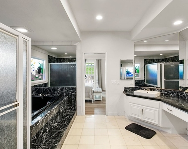 28602 Silverton Dr - Photo Thumbnail 17