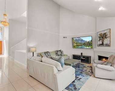 28602 Silverton Dr - Photo Thumbnail 10