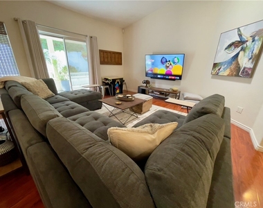 44451 Kings Canyon Lane - Photo Thumbnail 11