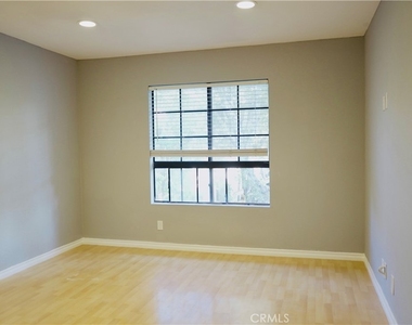 32221 N Alipaz Street - Photo Thumbnail 9