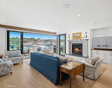 225 E Bay Front - Photo Thumbnail 6
