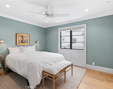 225 E Bay Front - Photo Thumbnail 19