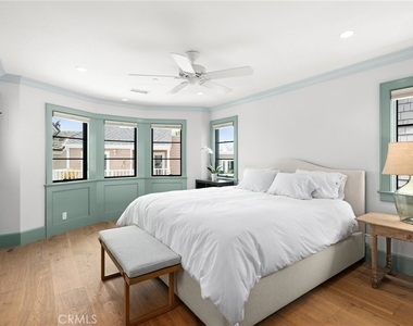 225 E Bay Front - Photo Thumbnail 17