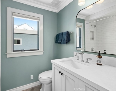 225 E Bay Front - Photo Thumbnail 20
