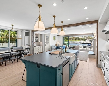 225 E Bay Front - Photo Thumbnail 7