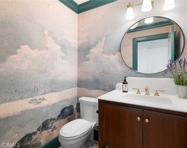 225 E Bay Front - Photo Thumbnail 11