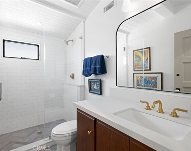 225 E Bay Front - Photo Thumbnail 21