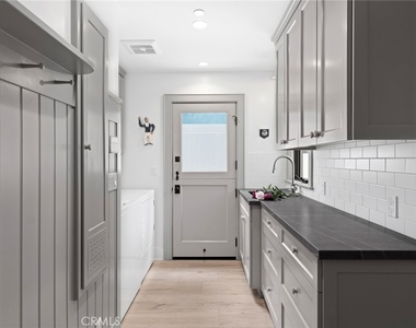 225 E Bay Front - Photo Thumbnail 27