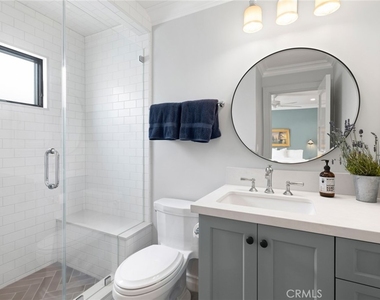 225 E Bay Front - Photo Thumbnail 15