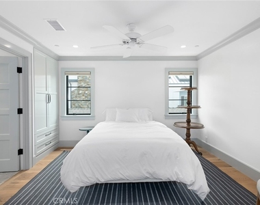 225 E Bay Front - Photo Thumbnail 16