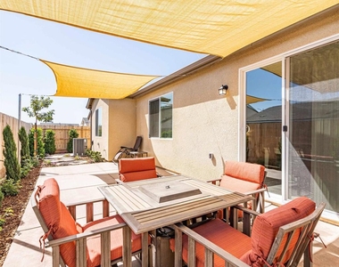 6563 E Tobey Avenue - Photo Thumbnail 8