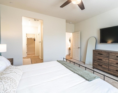 6563 E Tobey Avenue - Photo Thumbnail 4