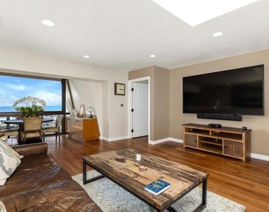 1552 Camino Del Mar - Photo Thumbnail 2