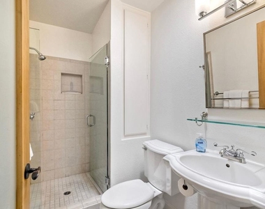 400 N The Strand - Photo Thumbnail 15