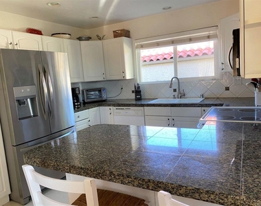 6677 Paseo Del Norte - Photo Thumbnail 8