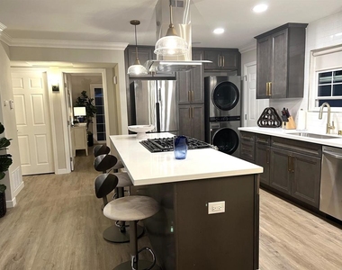 3589 Nina Street - Photo Thumbnail 4