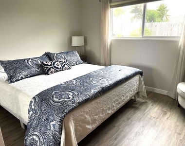 3589 Nina Street - Photo Thumbnail 9