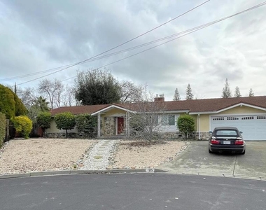 185 Calle Nogales - Photo Thumbnail 16