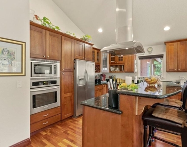 13550 Uvas Road - Photo Thumbnail 19